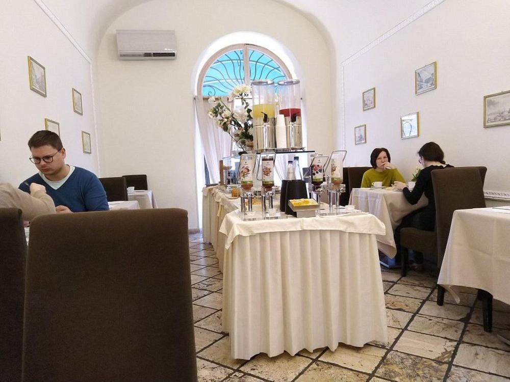 Hotel Minerva Піза Екстер'єр фото