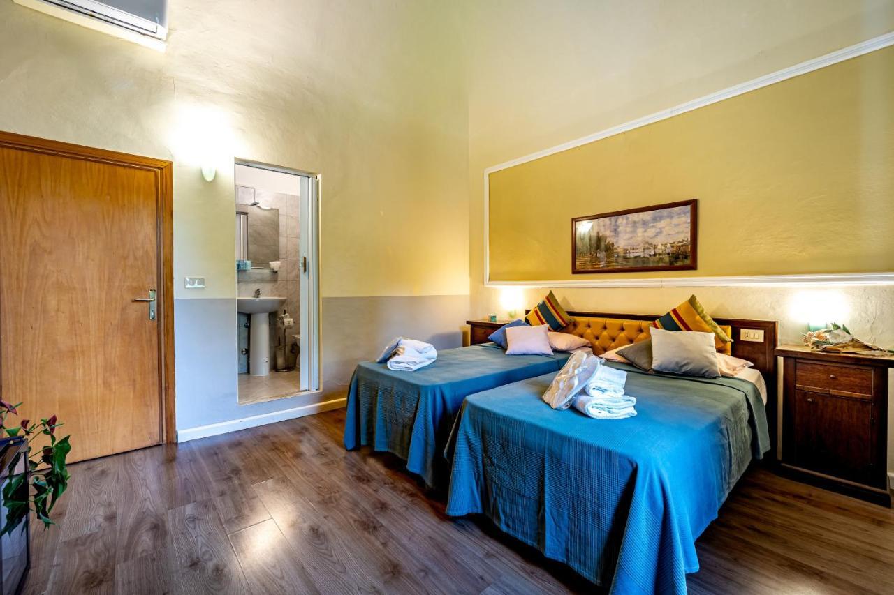 Hotel Minerva Піза Екстер'єр фото